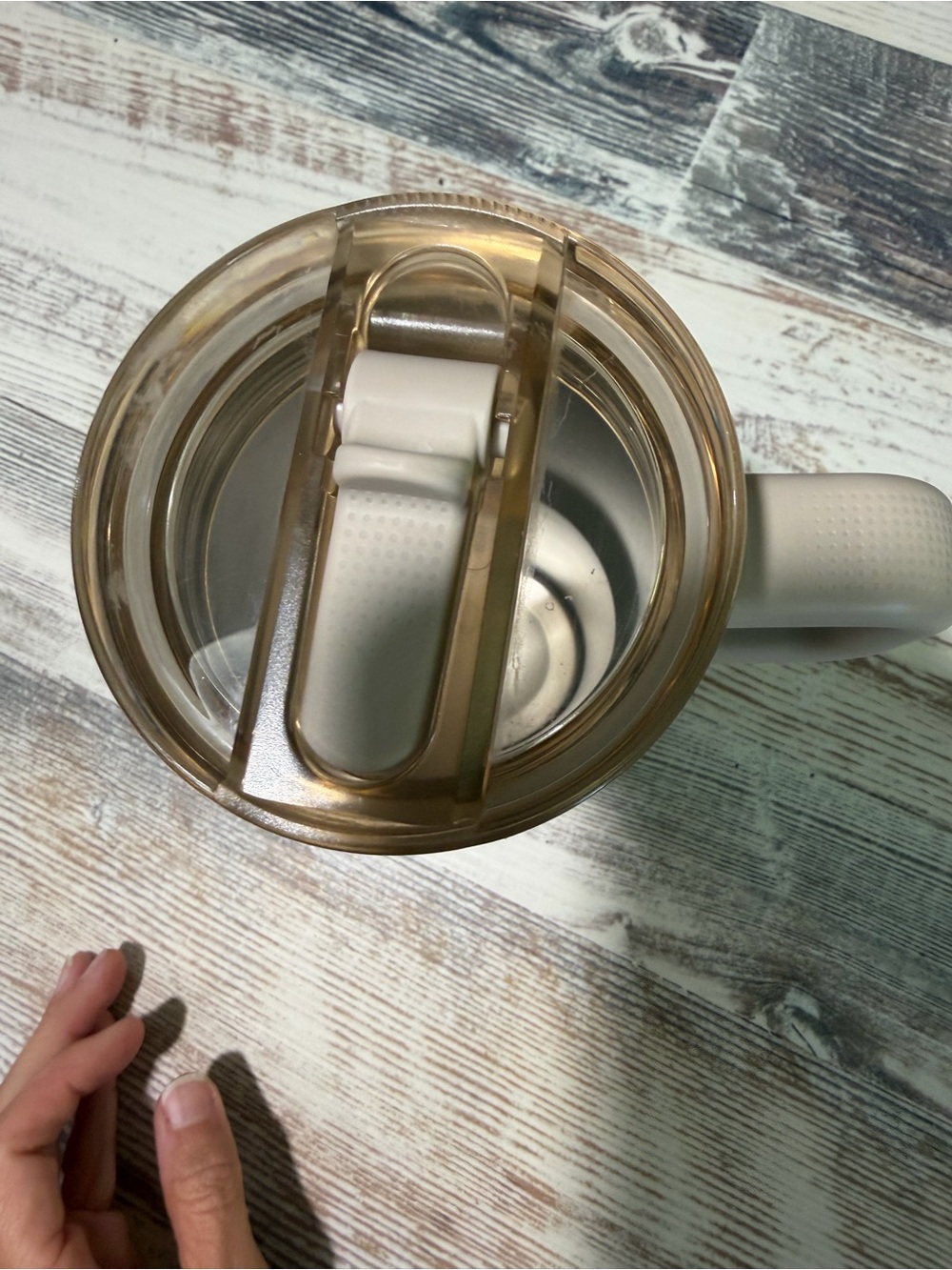 Stanley Insulated Travel Mug with Handle - Gold Accent - Picture 4 of 5